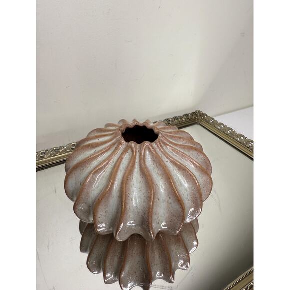 Fluted terracotta Blush Nude Color vase art sculpture shelf decor Southwest - Picture 4 of 10